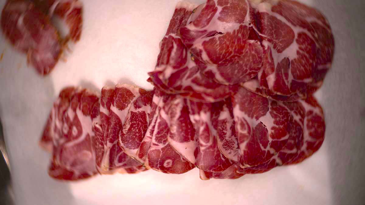 Salami display in interactive charcuterie class